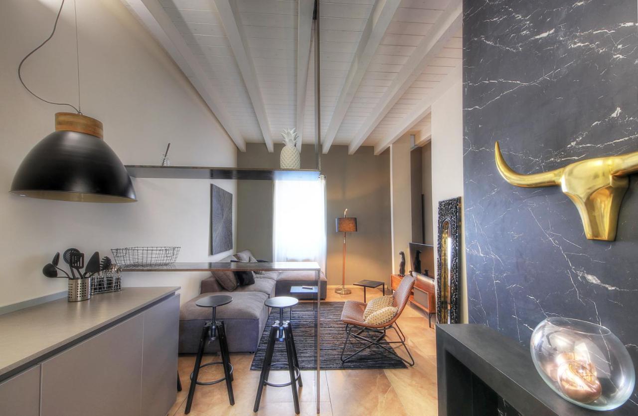 Urban Central Suites كالياري المظهر الخارجي الصورة